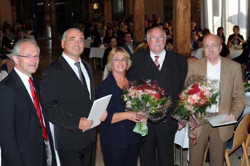 Foto: Preisverleihung an Professorin Alla Schatz und Oleg Dynov, Weitramsdorf